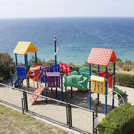 Sealight Family Club Hotel 4*